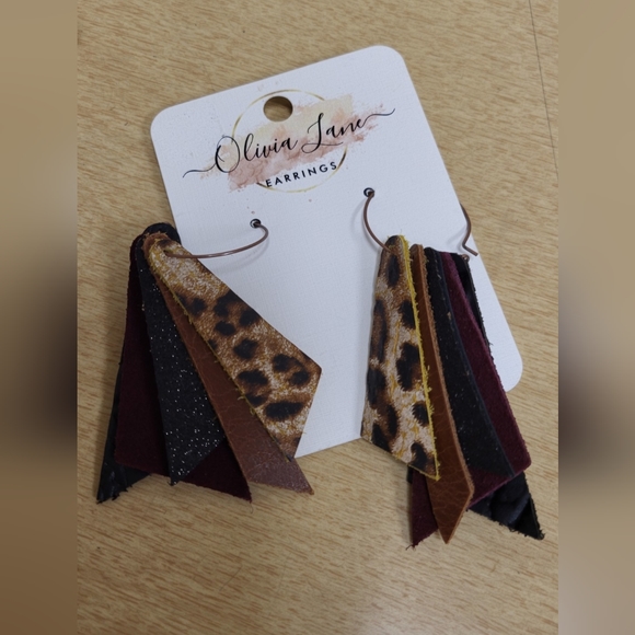 Jewelry - EARRING